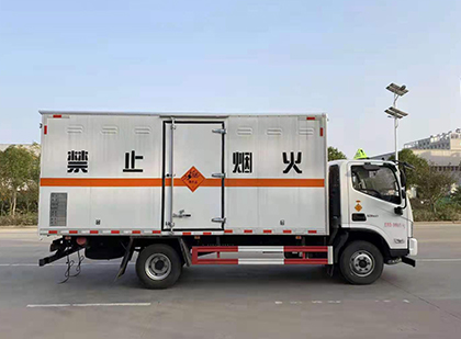 威海爆破器材运输车